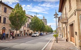 Sottoassisi - Guest House